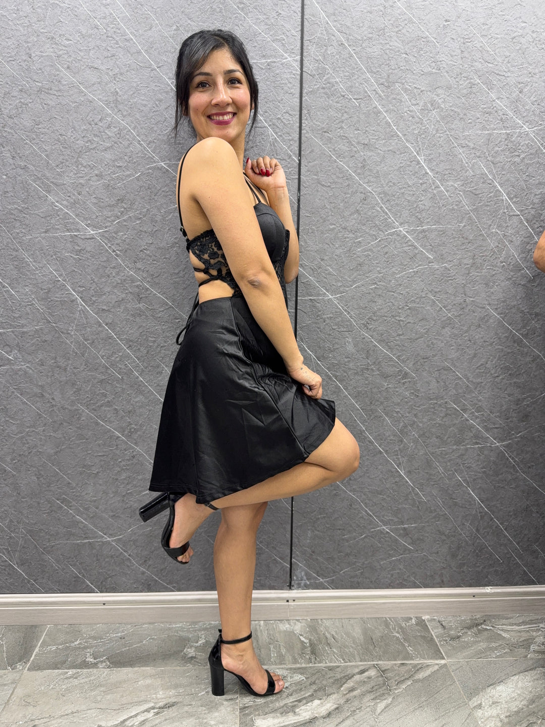 Vestido satin negro