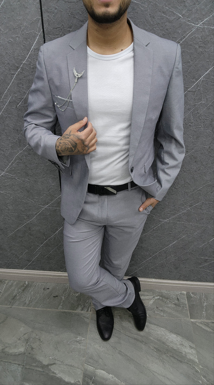 Traje 079