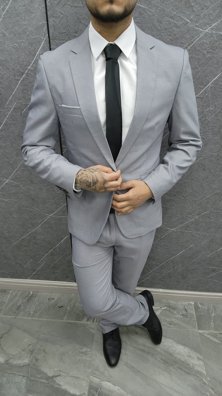 Traje 079
