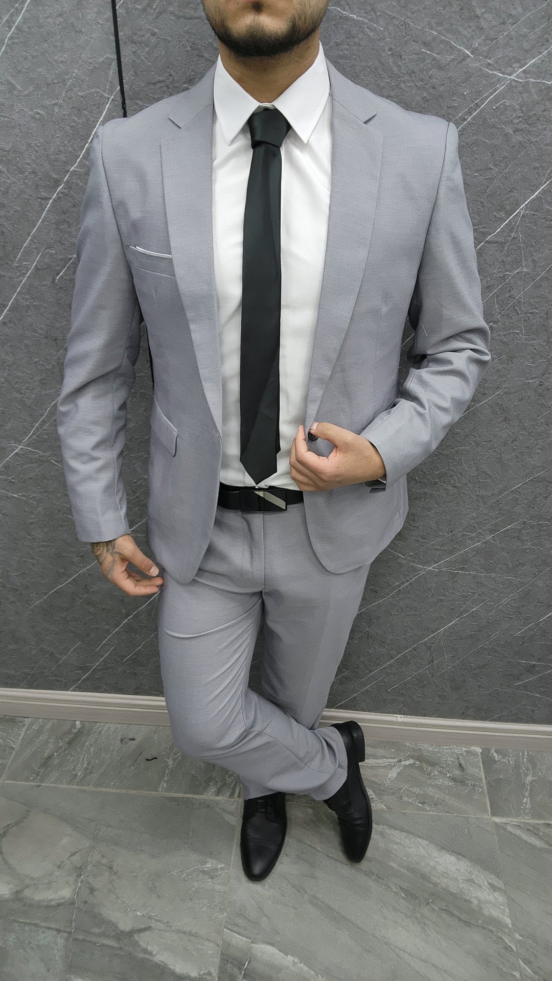 Traje 079
