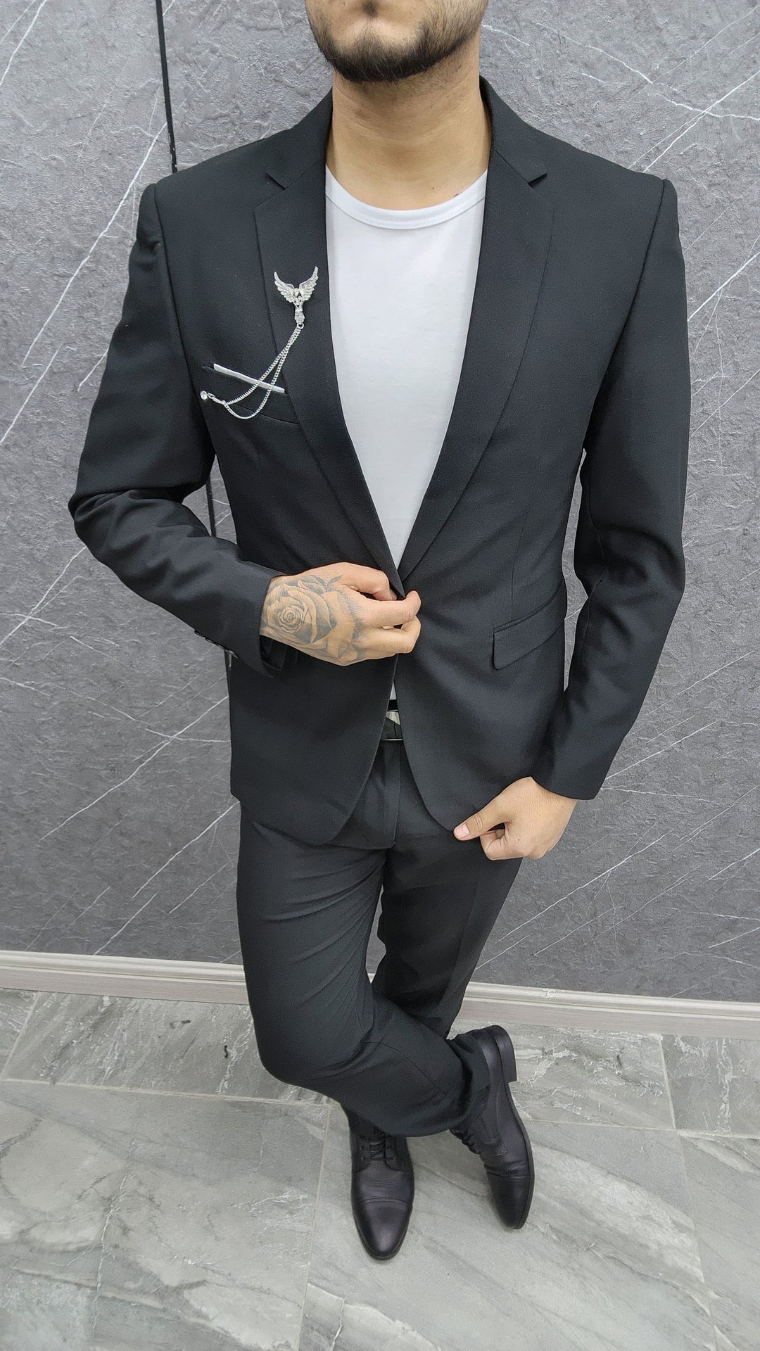 Traje 083