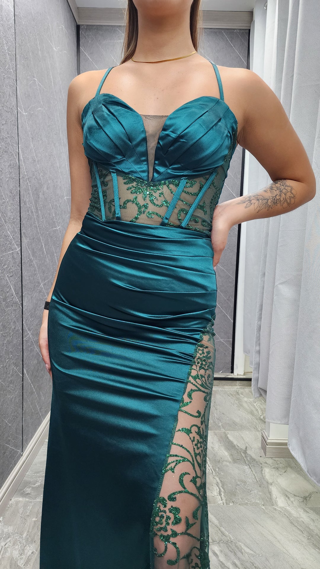 Vestido de Gala Lluvia verde esmeralda