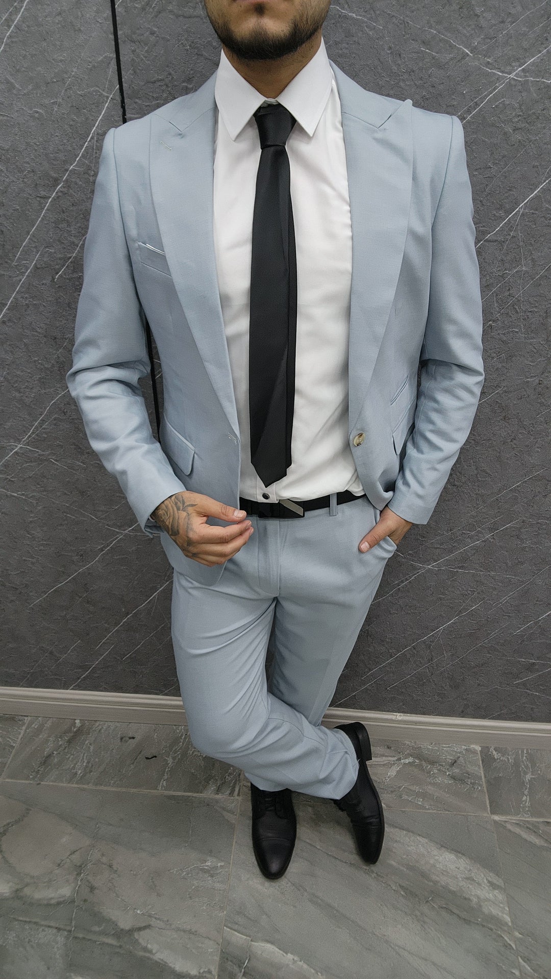 Traje 129