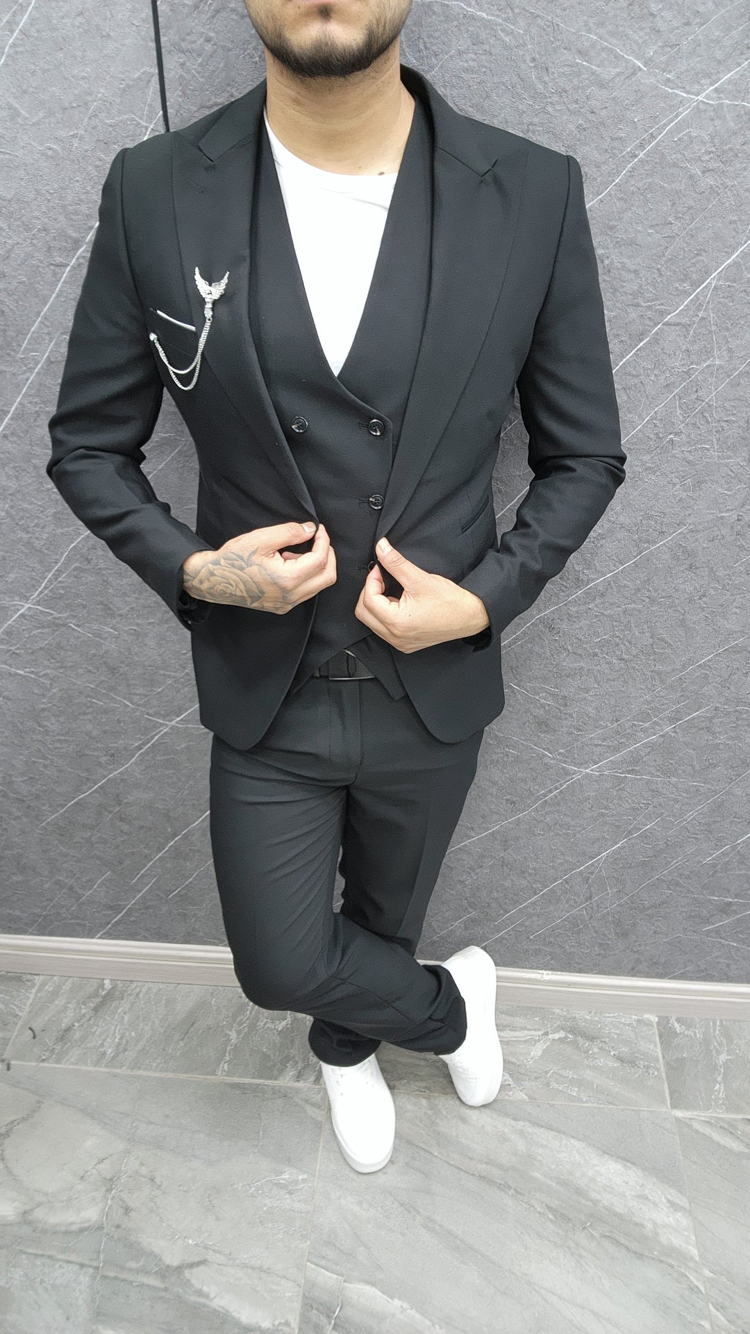 Traje 111