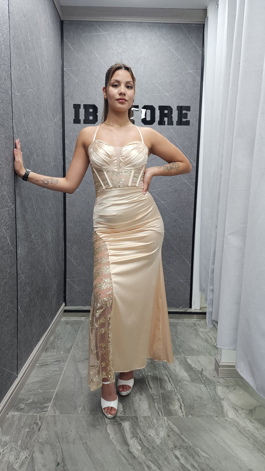 Vestido de gala Lluvia dorado
