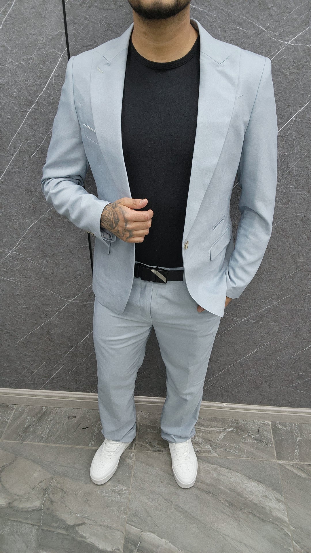 Traje 129