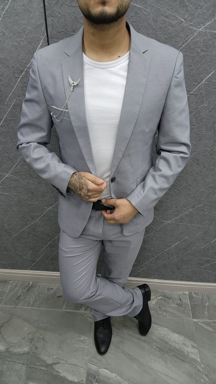 Traje 079