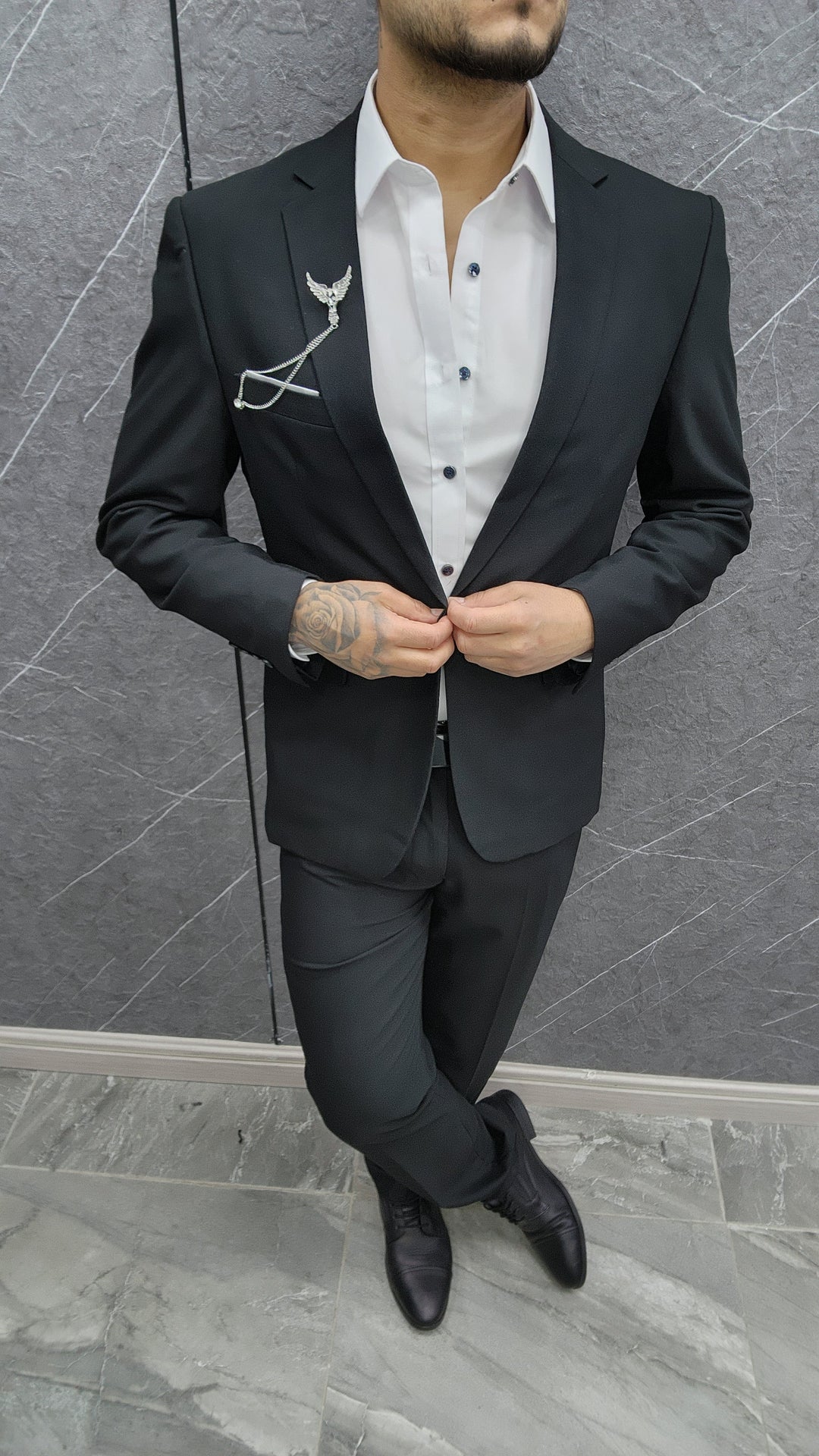 Traje 083