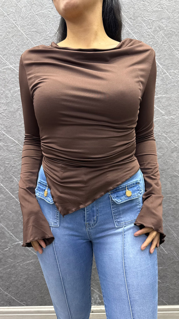 Polera en punta chocolate