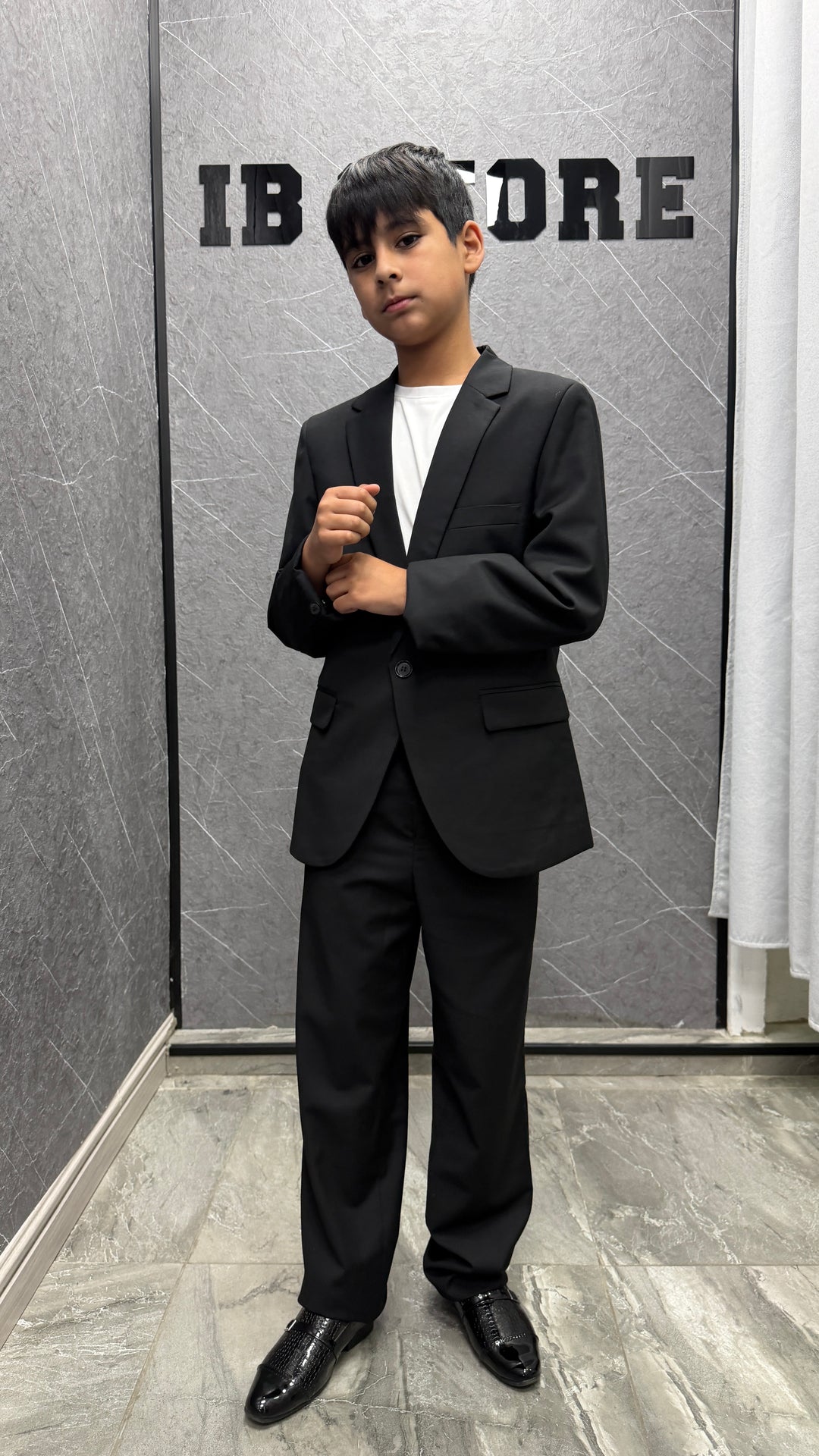 Traje Niño 800 Azul y Negro – 2 Piezas