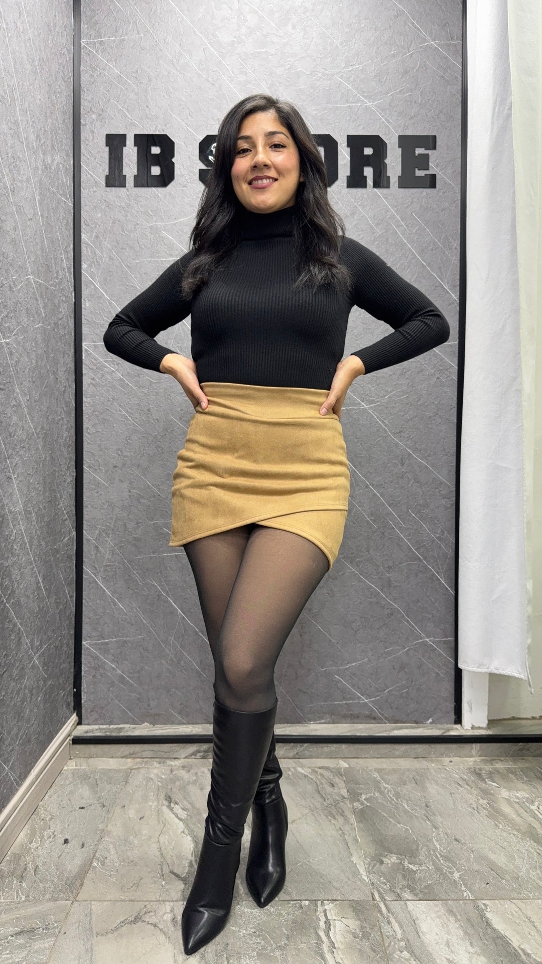 Falda Sami cruzada Beige
