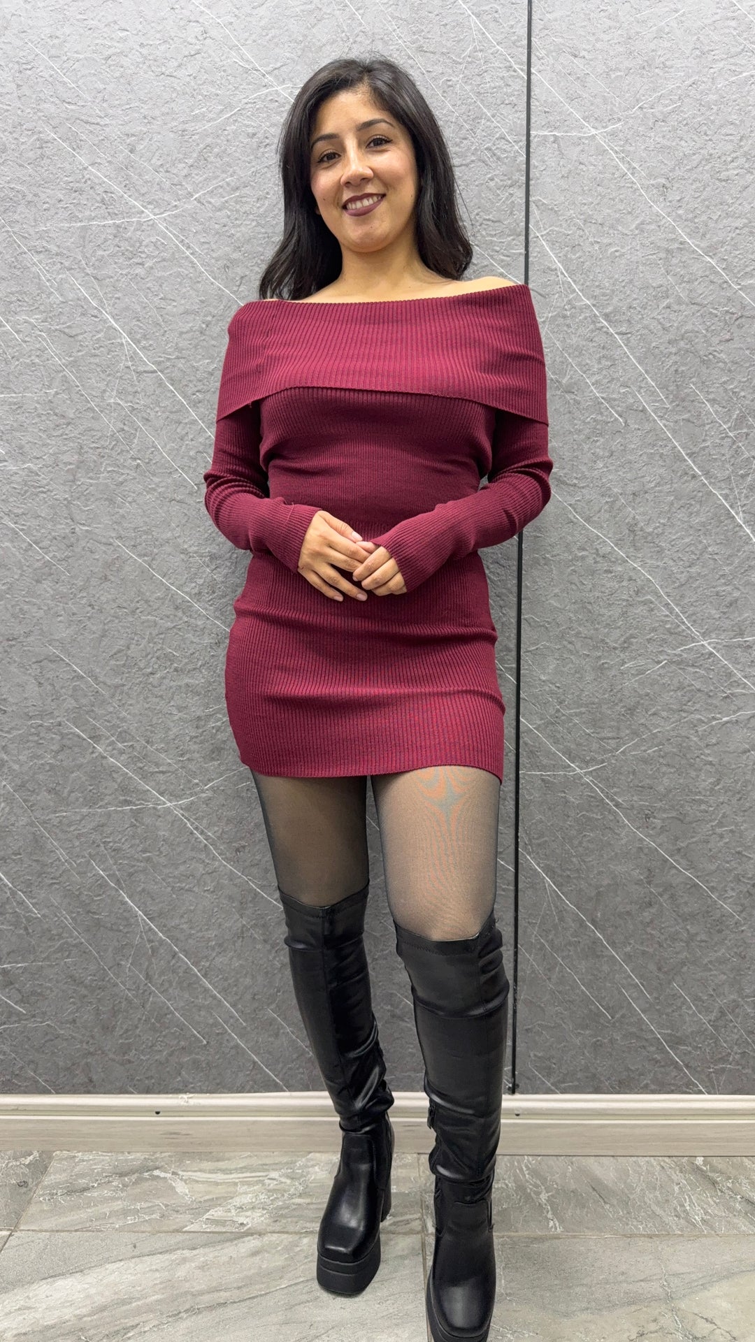 Vestido Bardot Burdeo