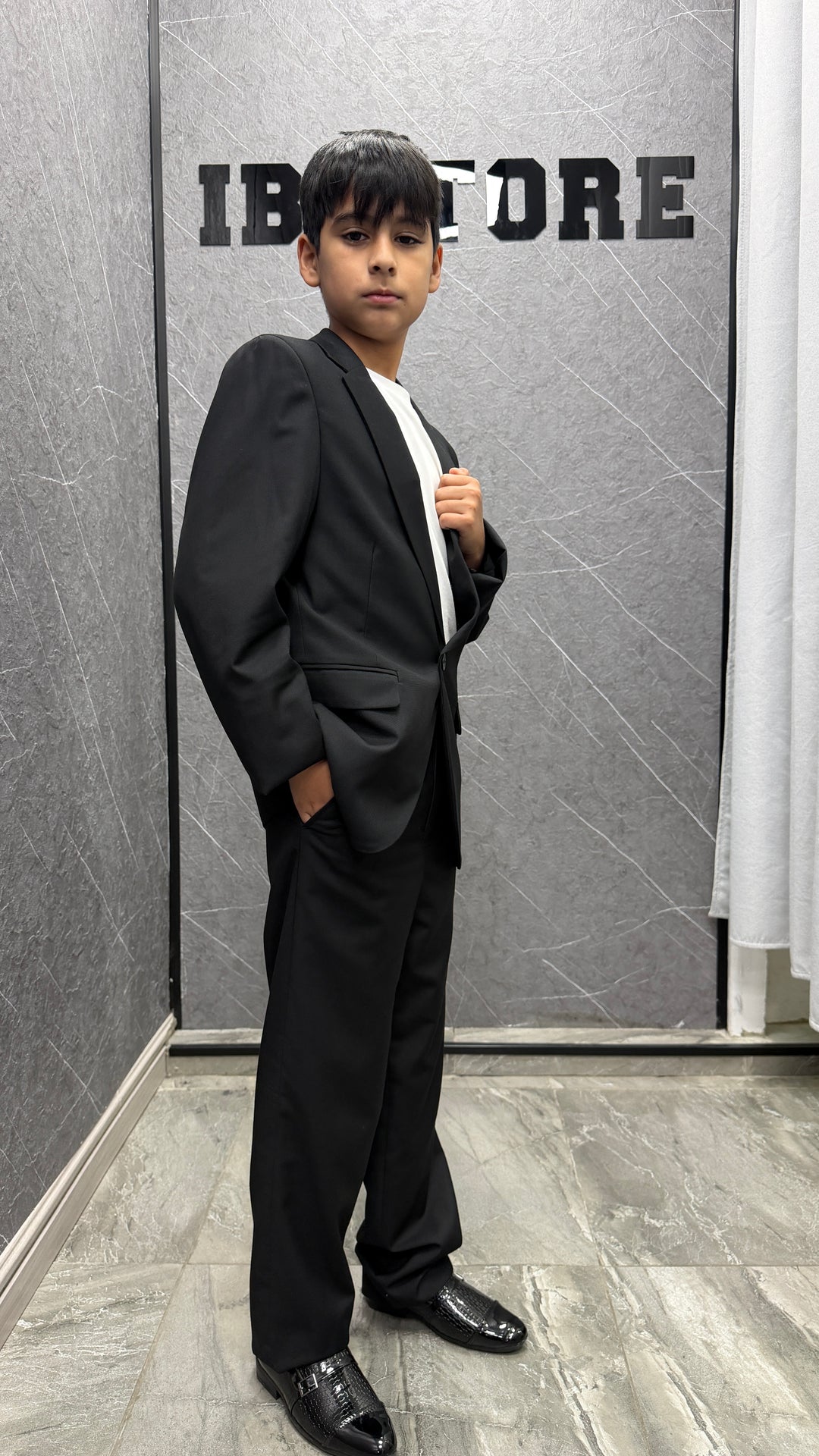 Traje Niño 800 Azul y Negro – 2 Piezas