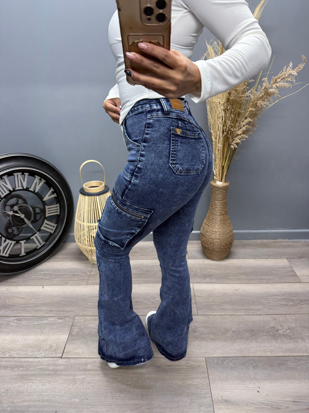 Flare Cargo Sydney 411 - 34 - ibstore