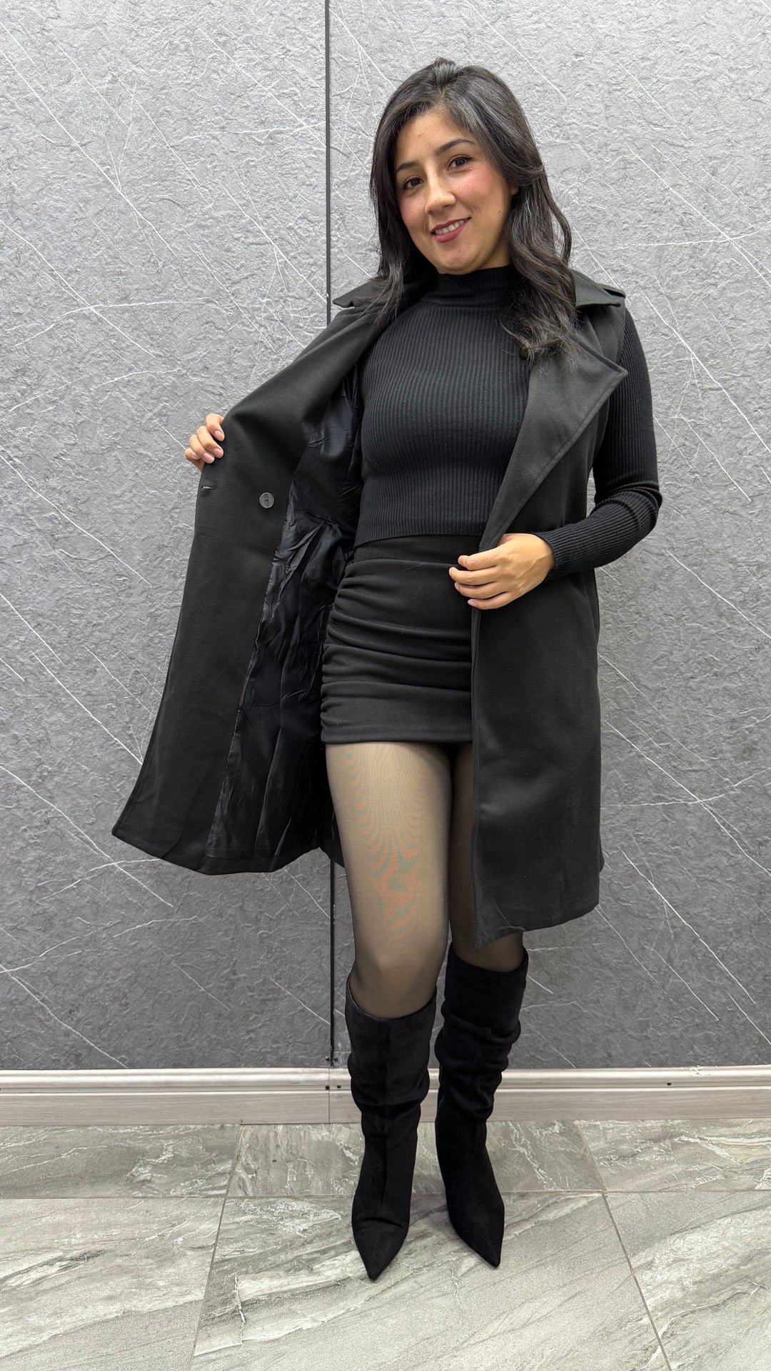Abrigo Antonella Negro ibstore