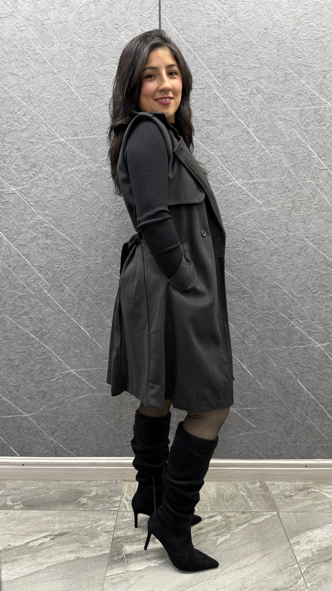 Abrigo Antonella Negro ibstore
