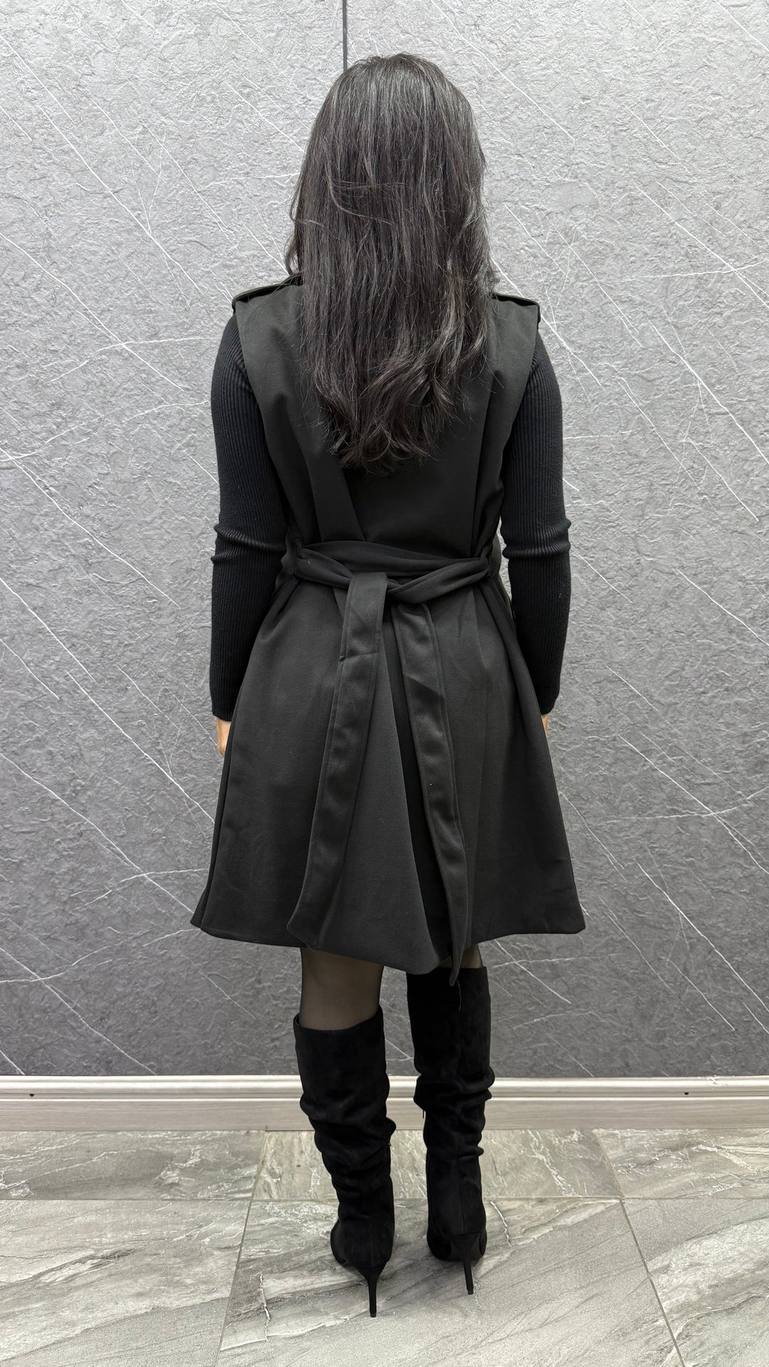 Abrigo Antonella Negro ibstore