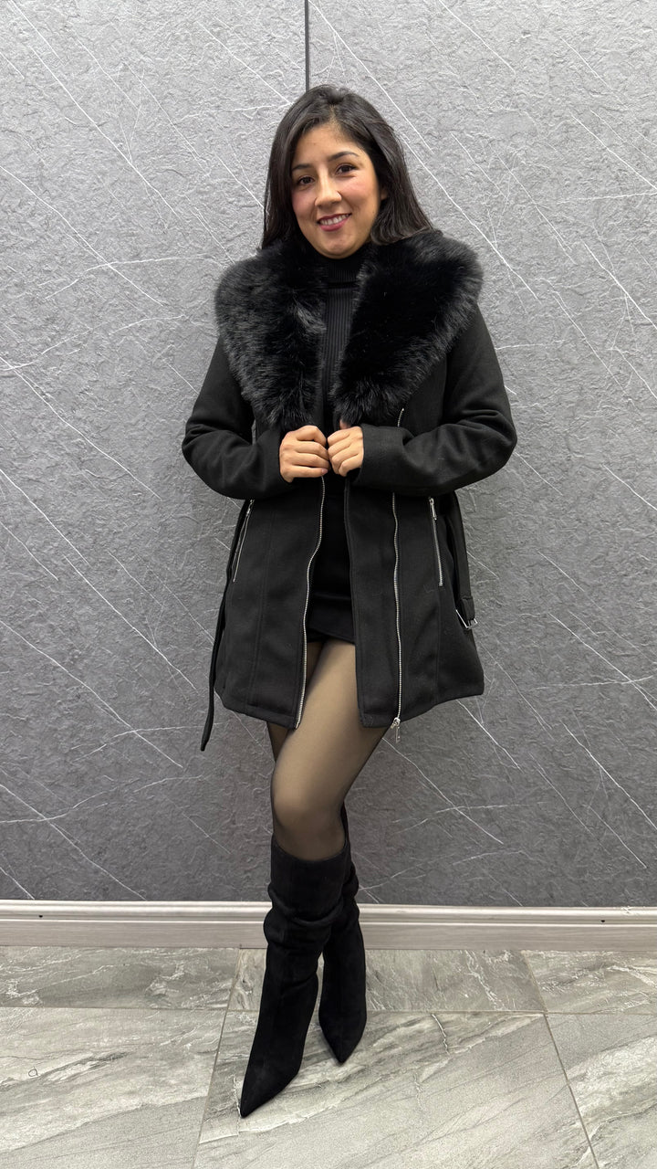 Abrigo 2137 Negro