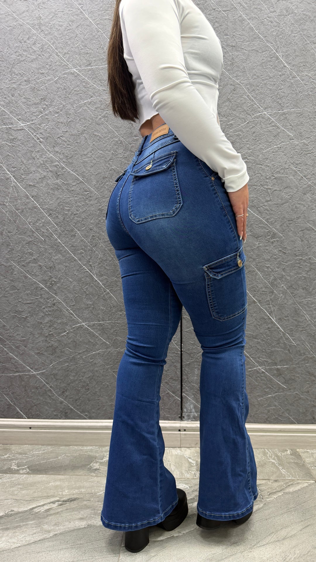 Jeans Cargo Flare Violeta 1042