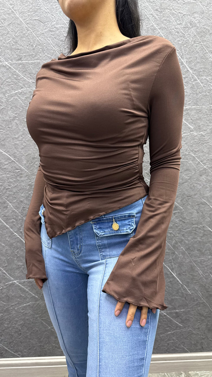 Polera en punta chocolate