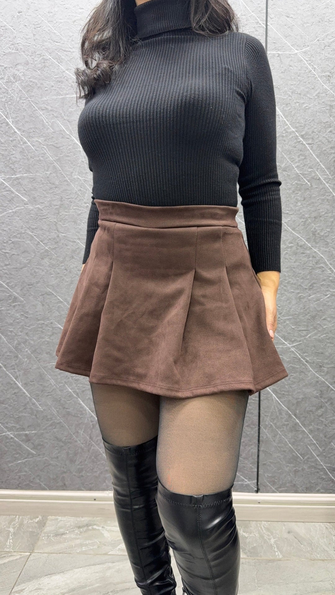 Falda short tableada Samy C