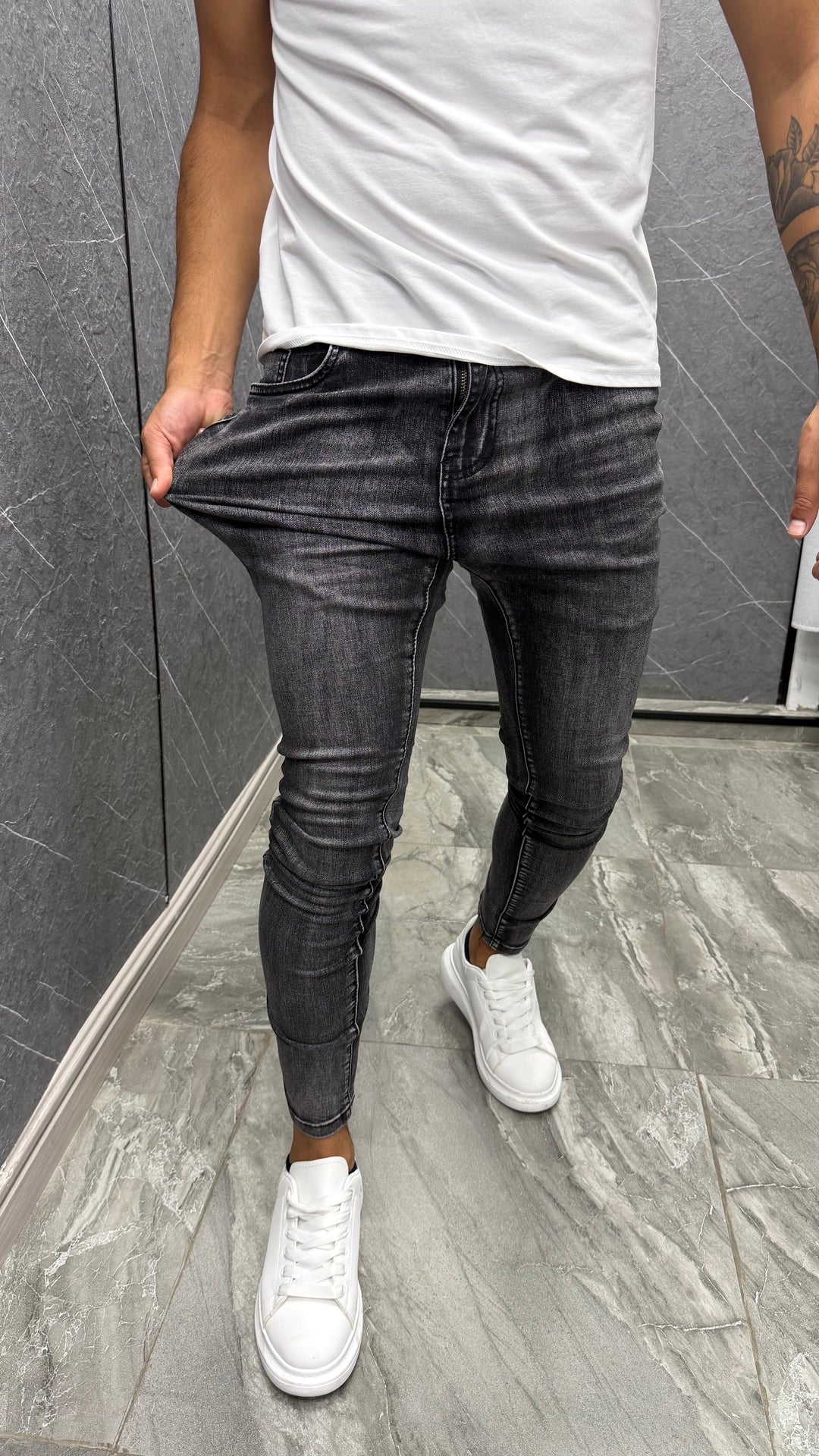 Skinny Grey (603)