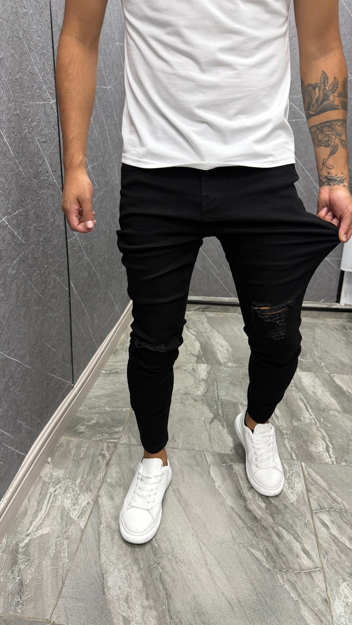 Jeans destroyed  negro