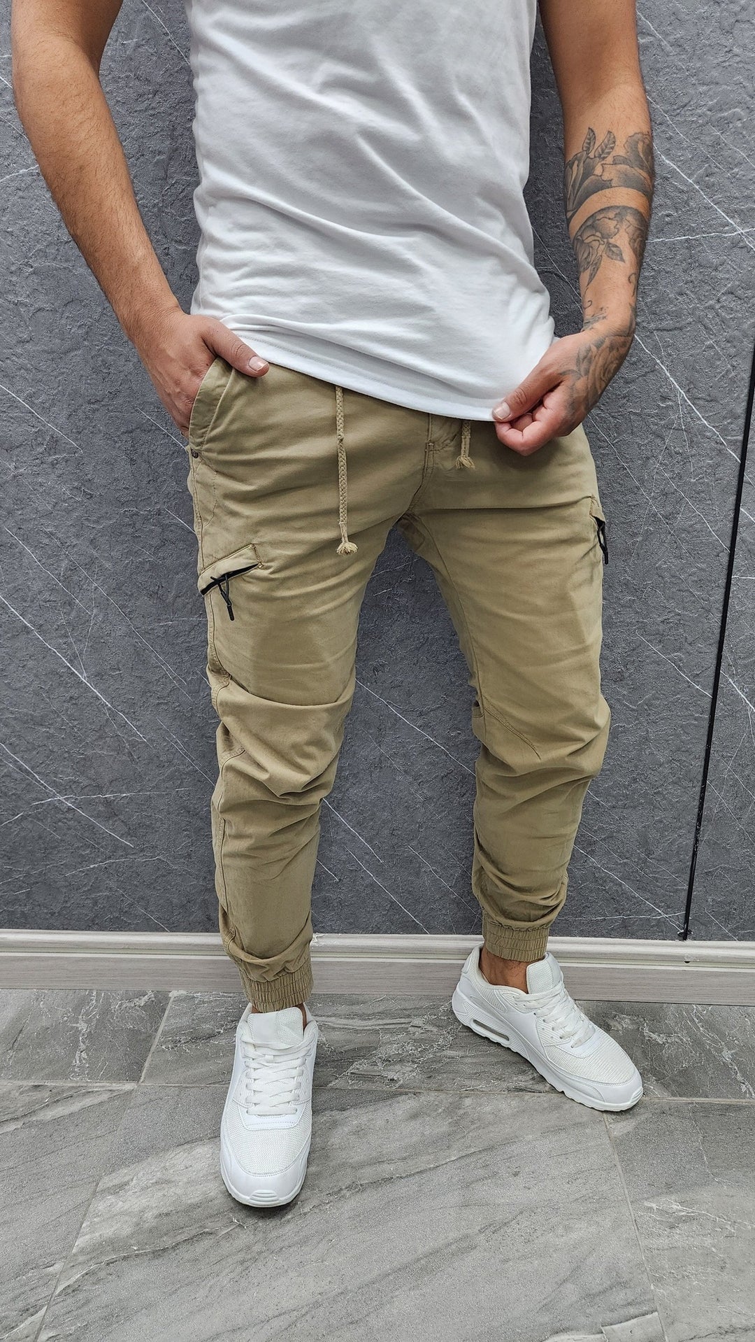 Jogger Sirius beige K01 Mi tienda