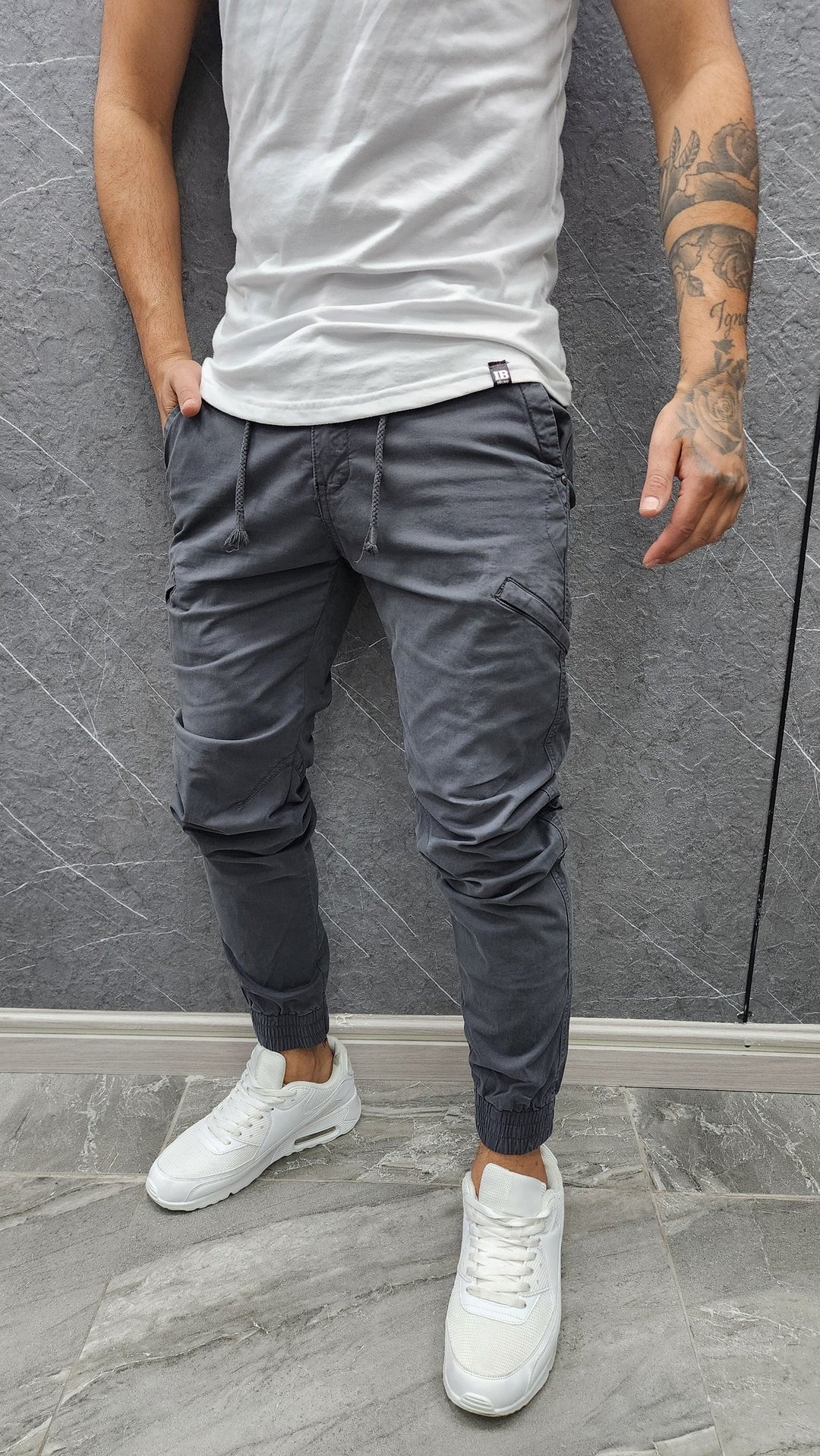 Jogger Sirius gris 108 Mi tienda