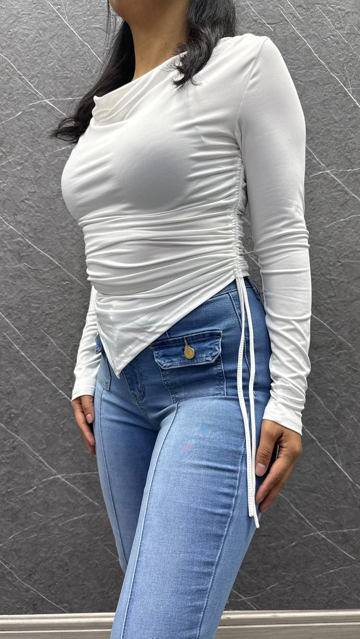 Polera en punta con amarra blanca ibstore