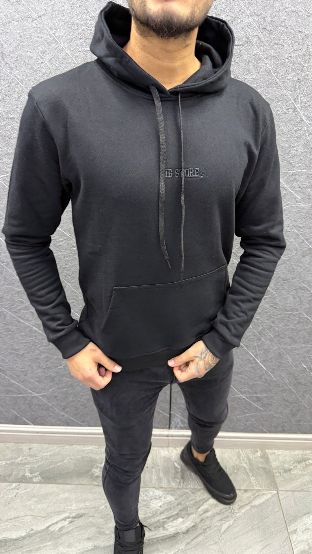Poleron Ib Store Black ibstore
