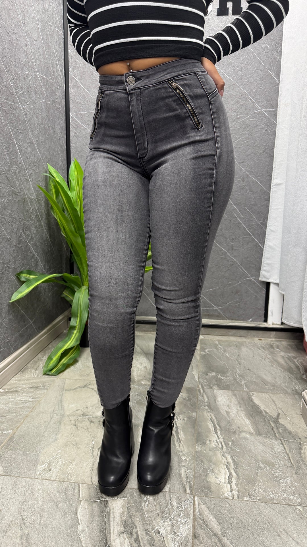 Skinny Gris Cierre Vertical ibstore