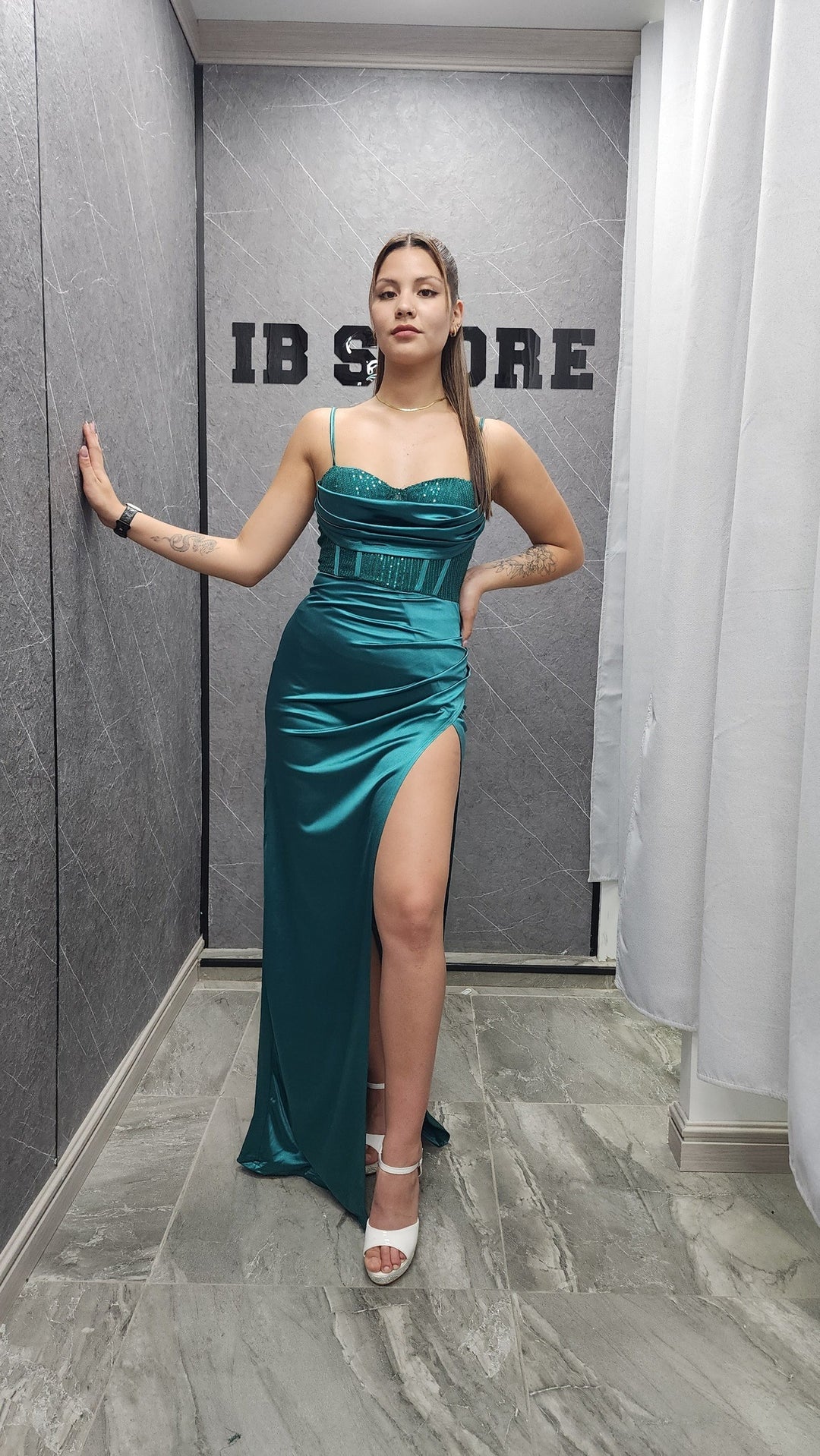 Vestido de Gala Euforia verde esmeralda ibstore