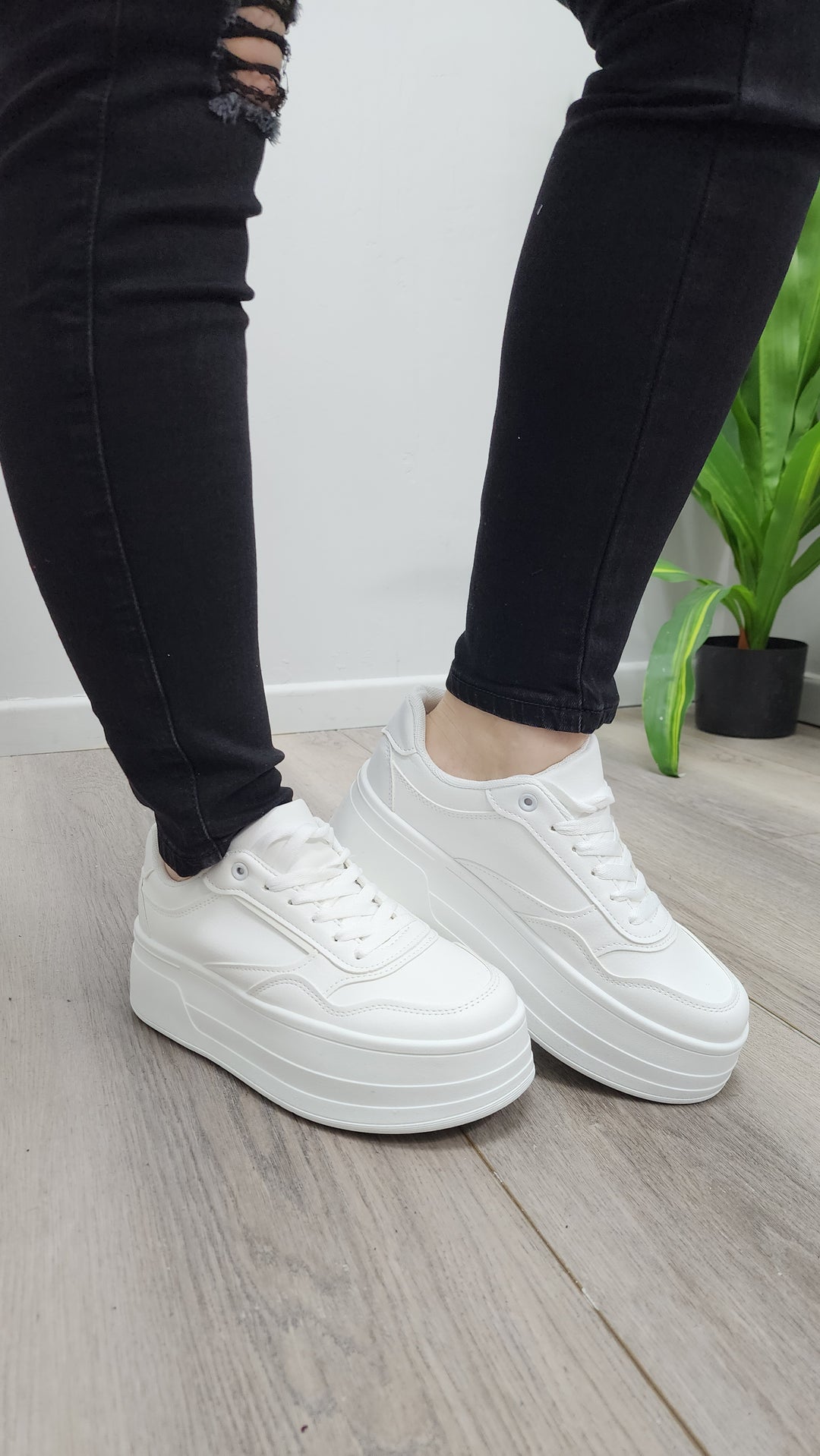 Zapatilla Ivi - 38 - ibstore