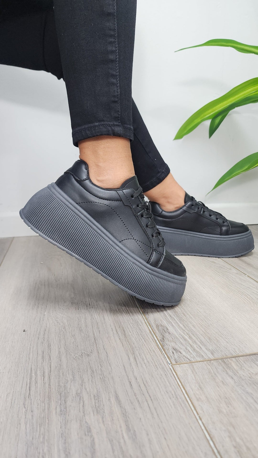 Zapatillas Black 41-1 - 35 - ibstore