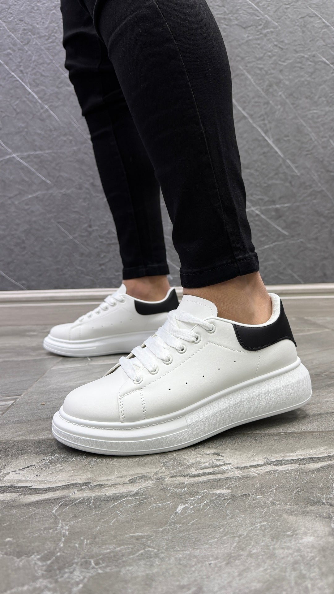 Zapatillas Cedric Black and White