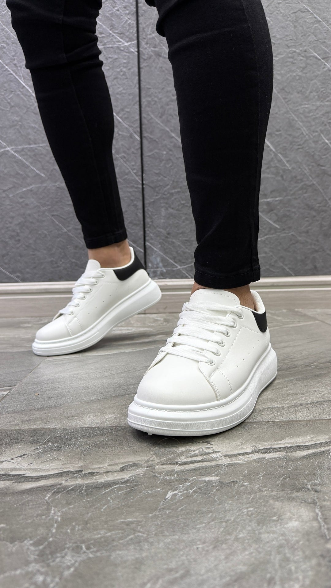 Zapatillas Cedric Black and White
