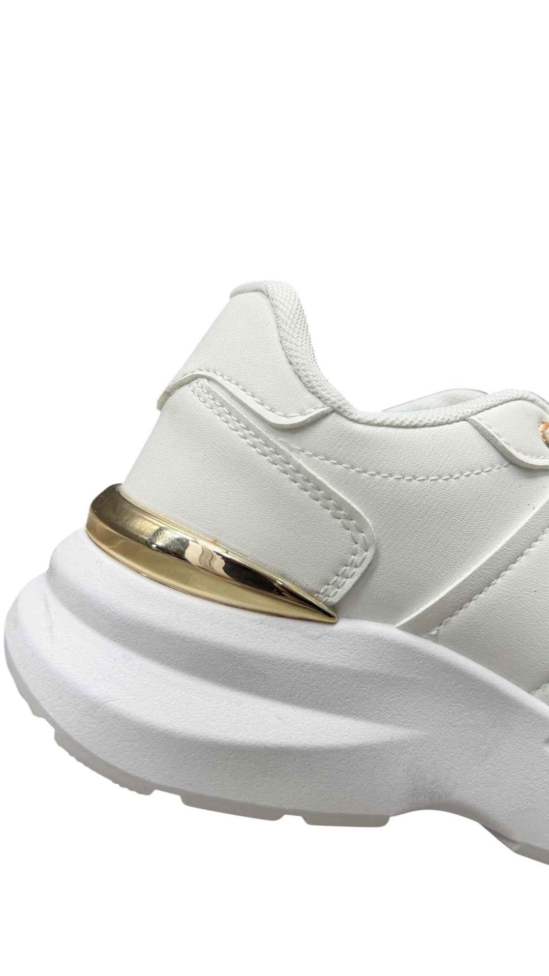 Zapatillas White and Gold 687 ibstore