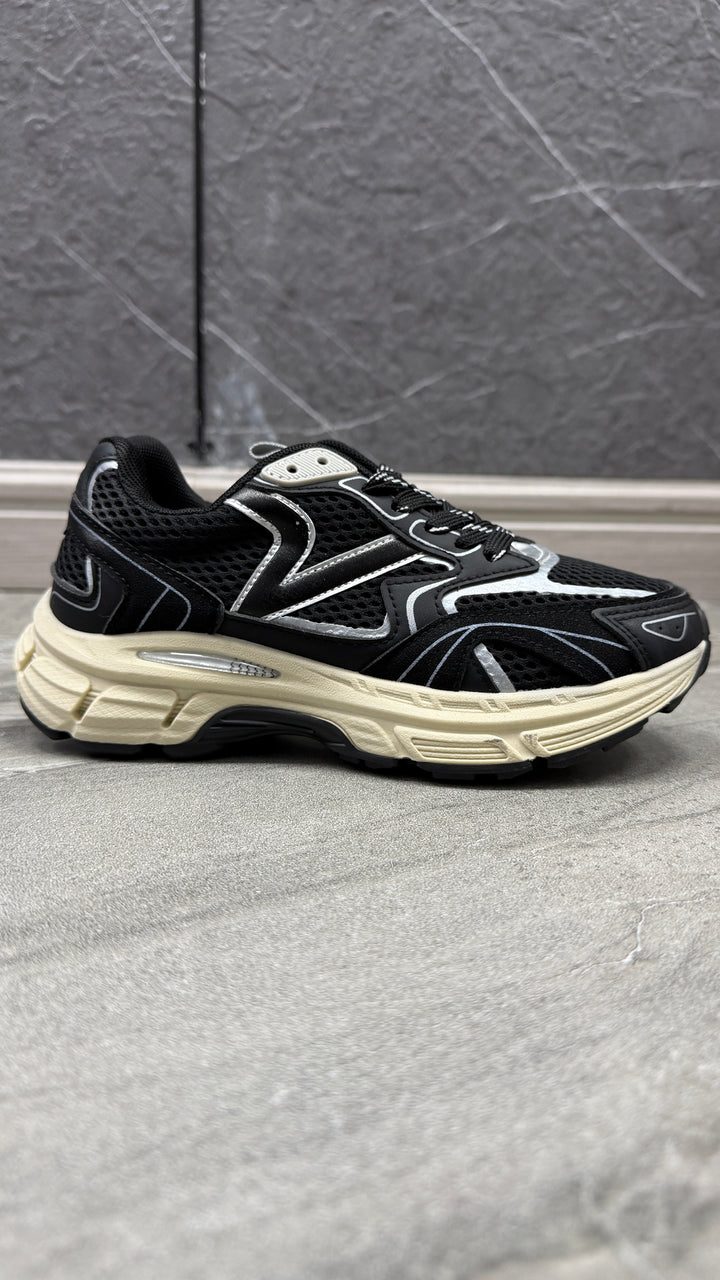 Zapatillas Black (666)