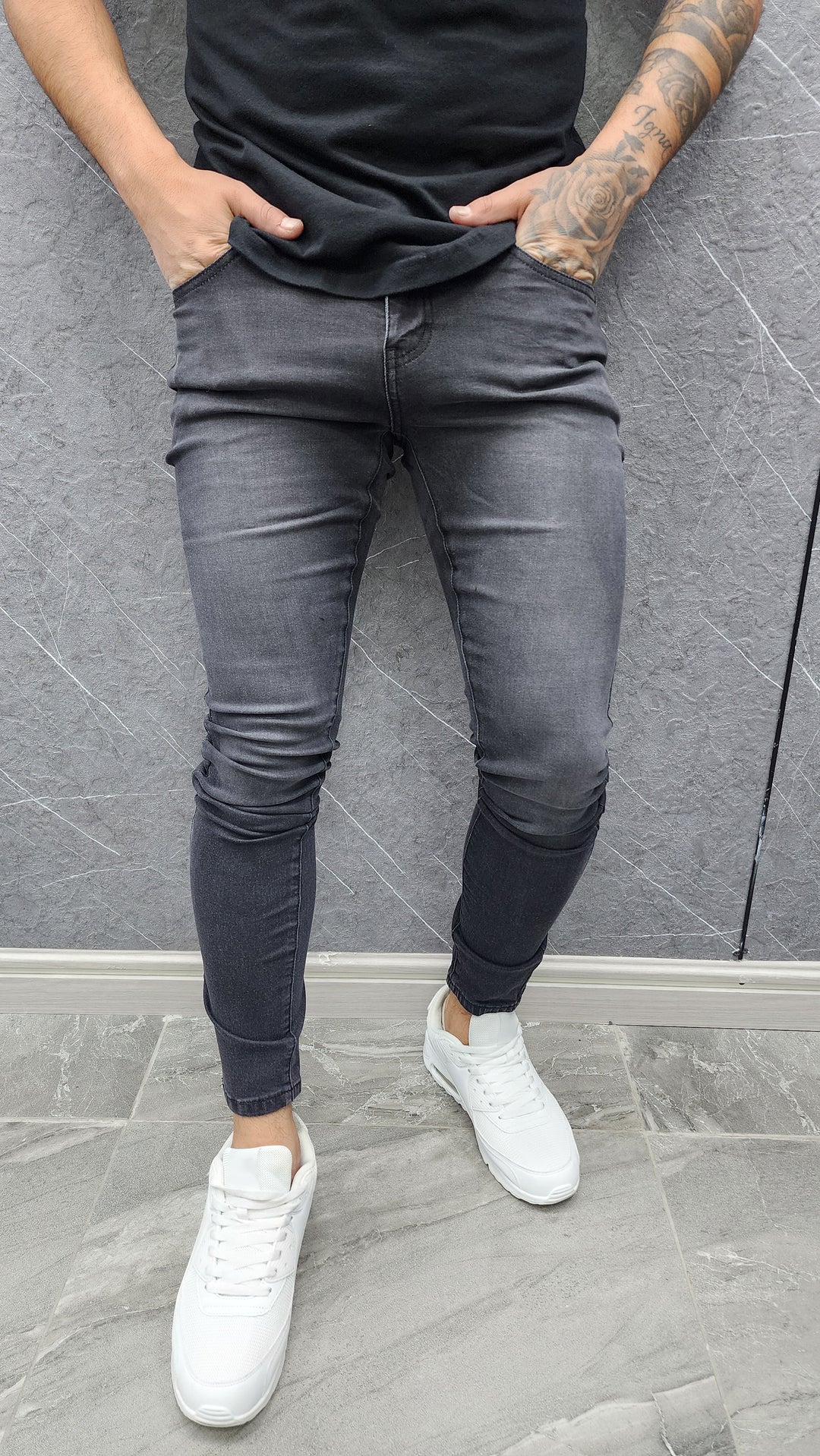Skinny J7081