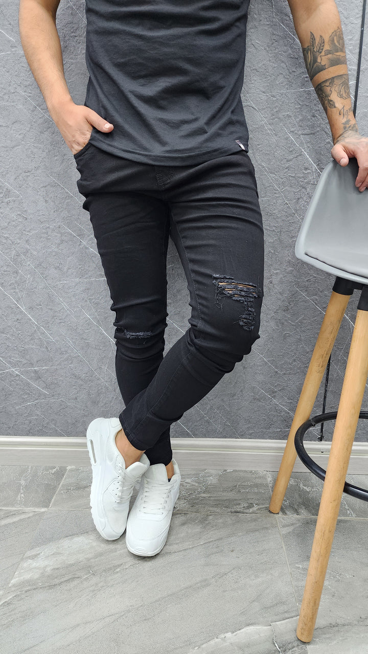 Jeans destroyed  negro