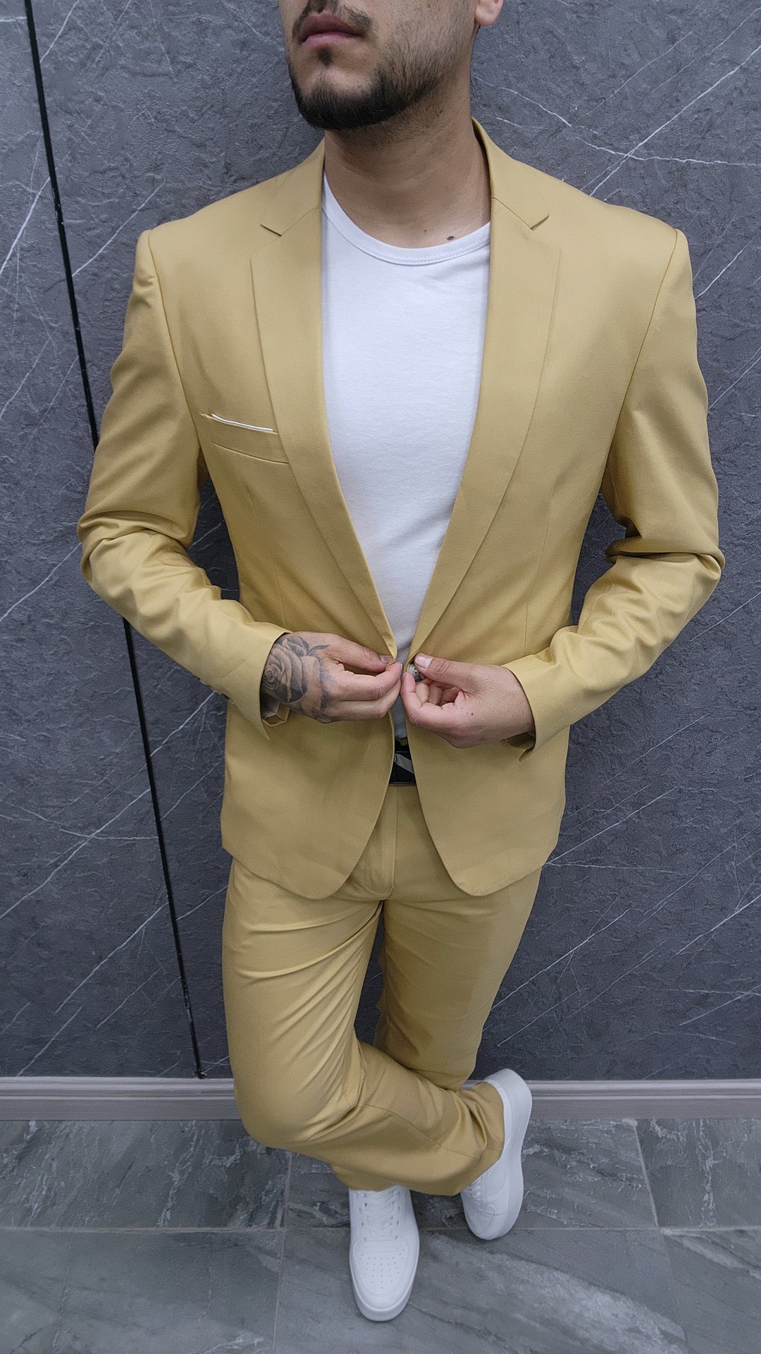 Traje 100