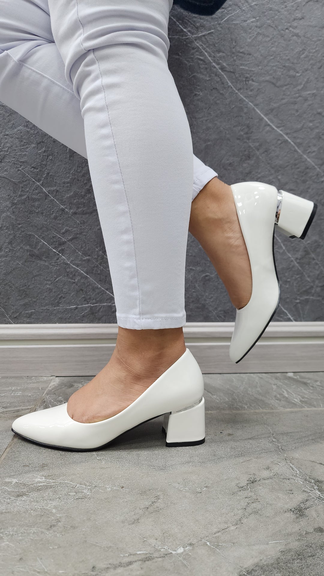 Zapato taco cuadrado