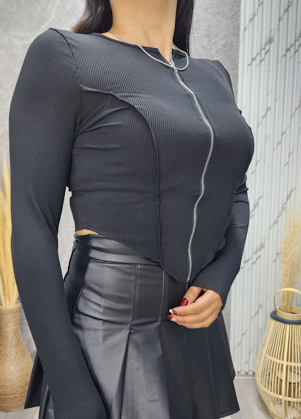 Polera jacinta negra - Standar - ibstore