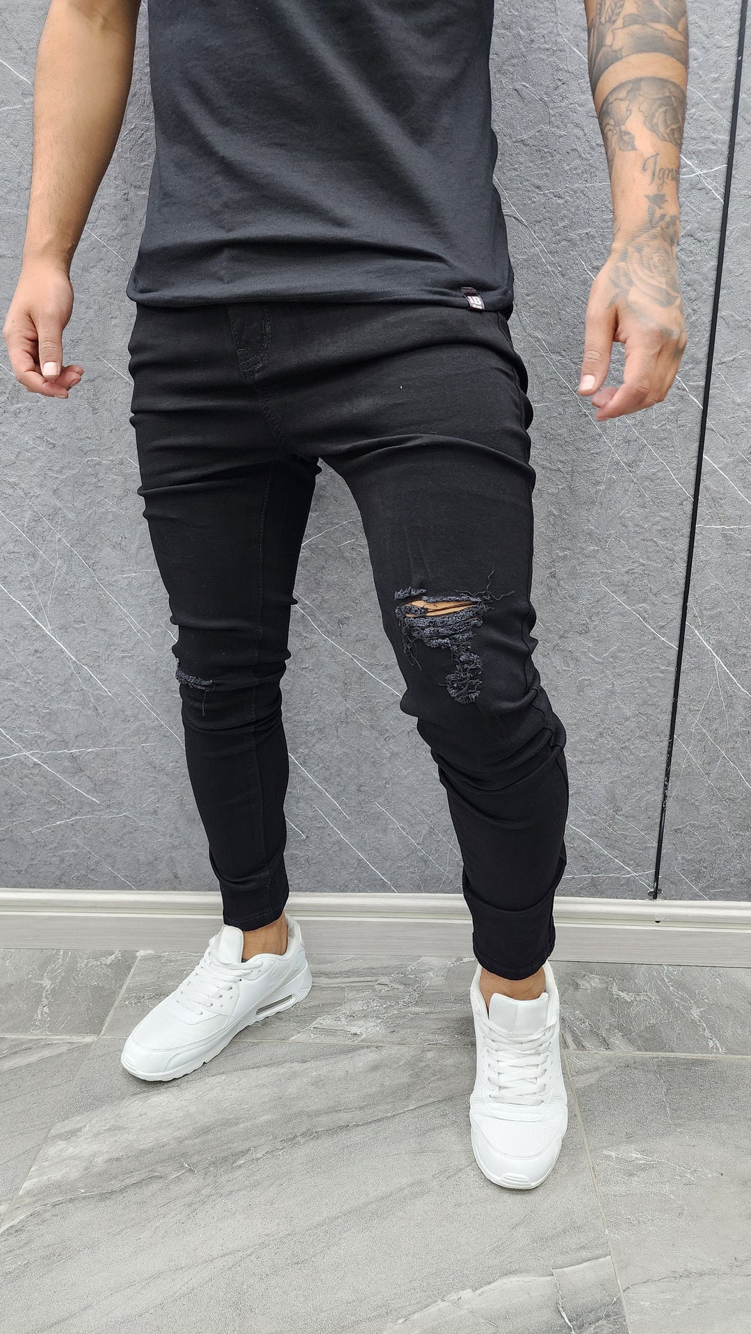 Jeans destroyed  negro