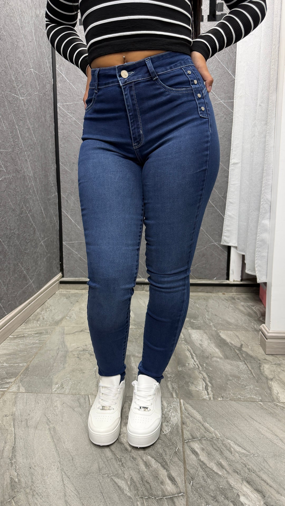 Skinny Azul Botones 2045