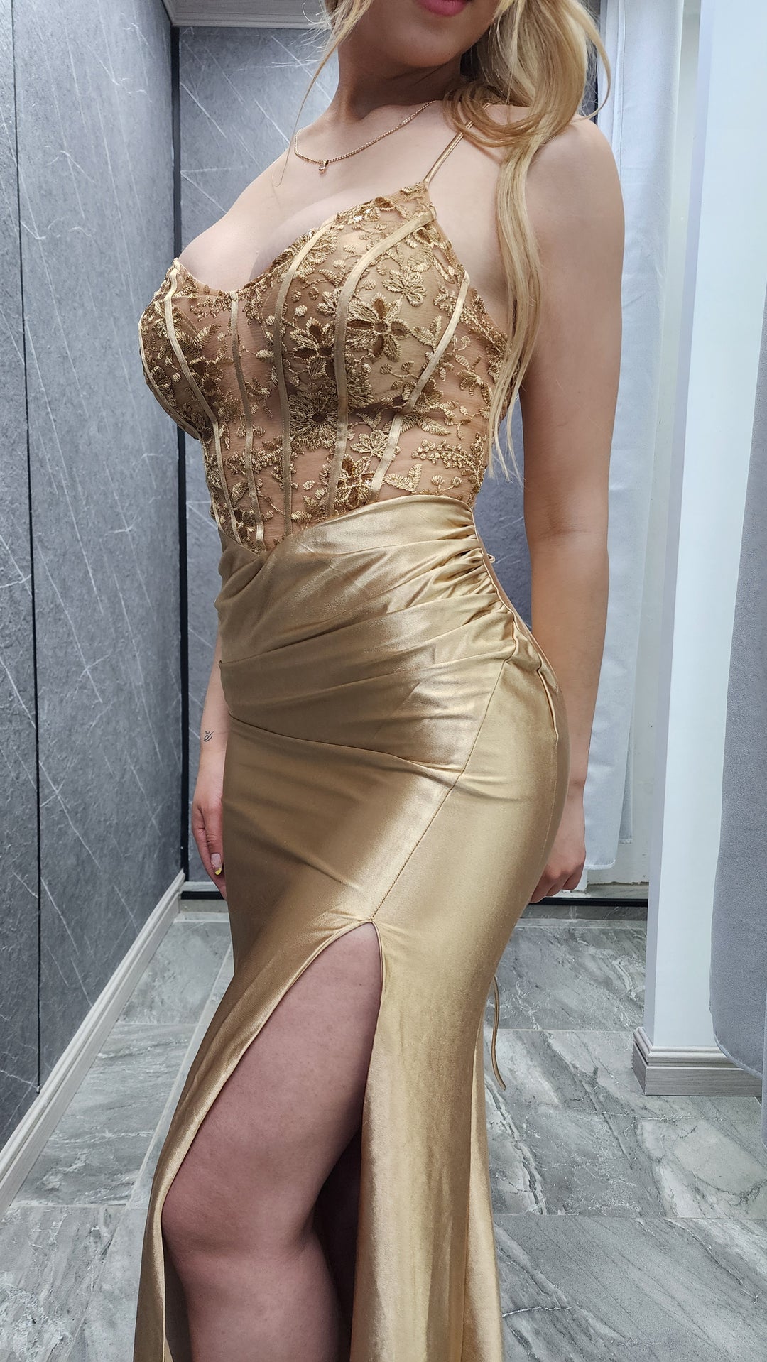 Vestido de Gala Amelia dorado