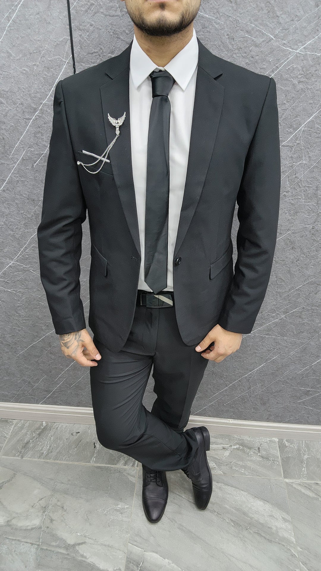 Traje 083