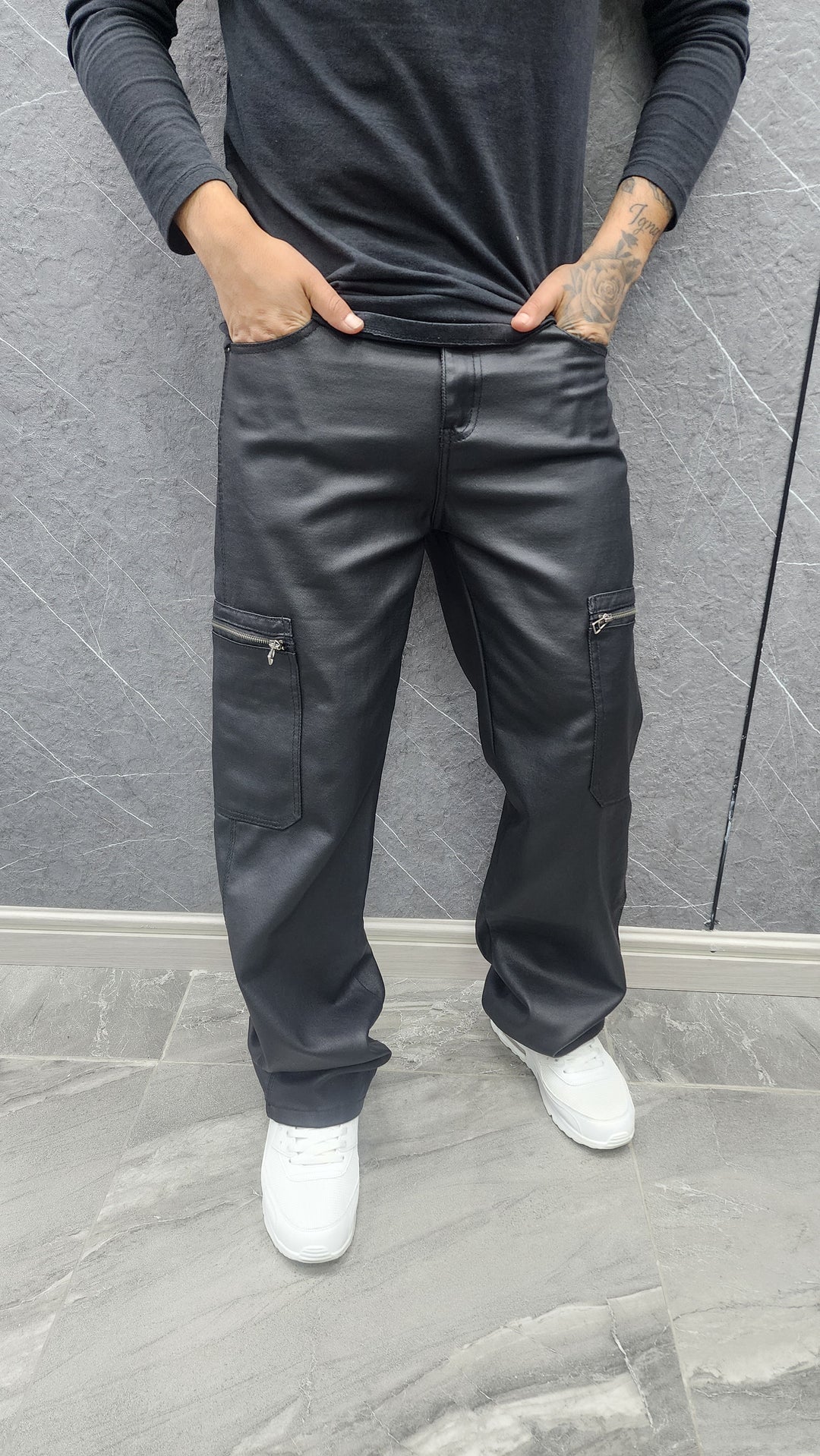 Pantalón eco cuero