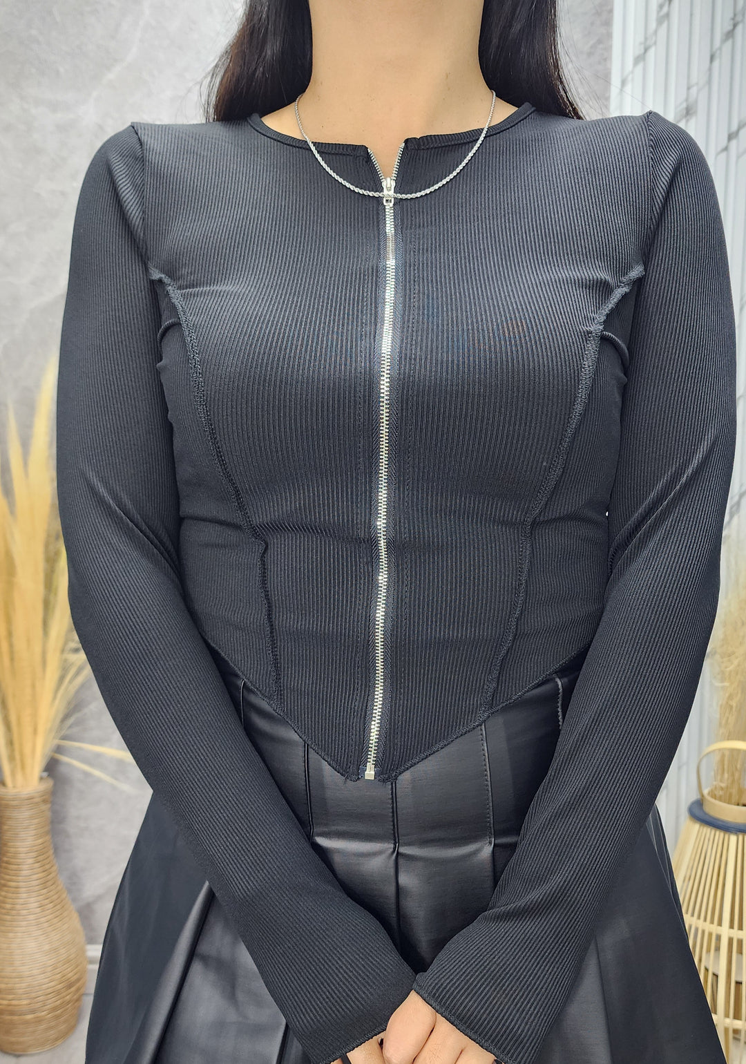 Polera jacinta negra - Standar - ibstore